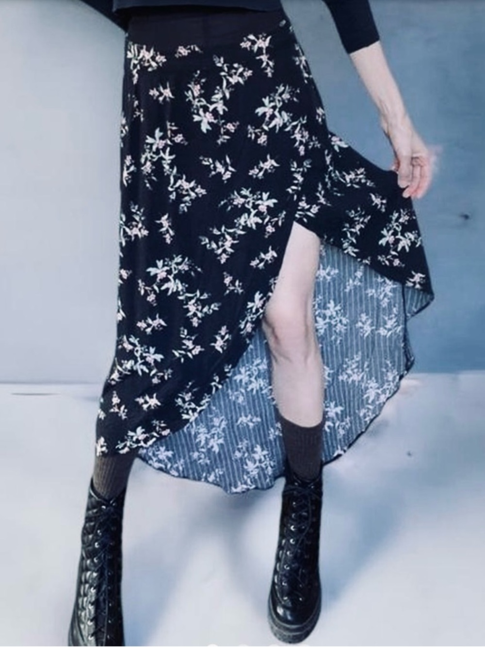 American Eagle Outfitters black floral pleated high-low faux wrap skirt size S